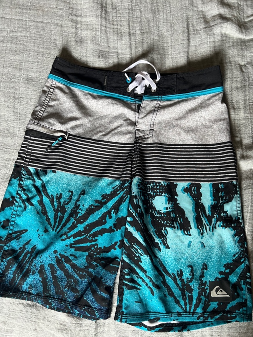 Quiksilver Turquoise, Black and Gray Boys' Board Shorts - boys 26